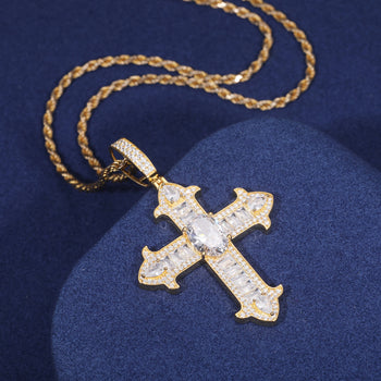 MOISSANIT-DIAMANT-IRIS-KREUZANHÄNGER AUS STERLINGSILBER