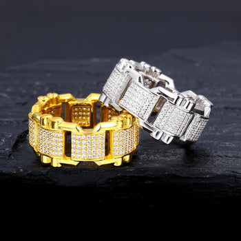 MOISSANITE DIAMOND LINK BAND RING IN STERLING SILVER