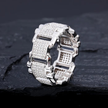 MOISSANITE DIAMOND LINK BAND RING IN STERLING SILVER