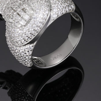 Bague en argent sterling sertie de diamants et de moissanite