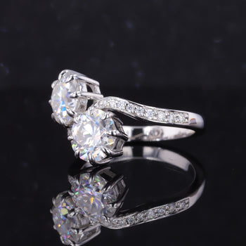 Bague en argent sterling sertie d'un diamant moissanite taille ancienne européenne