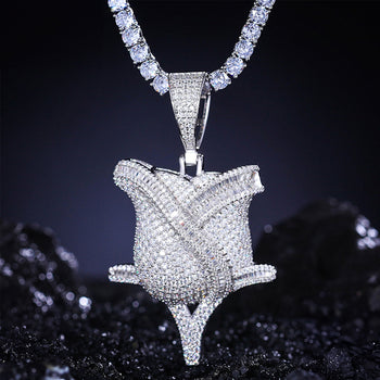 Pendentif en forme de rose serti de diamants et de moissanite, en argent sterling