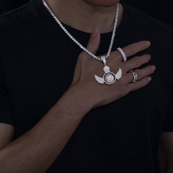 Pendentif globe tournant en diamant et moissanite en argent sterling