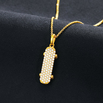 MOISSANIT-DIAMANT-SKATEBOARD-ANHÄNGER AUS STERLINGSILBER