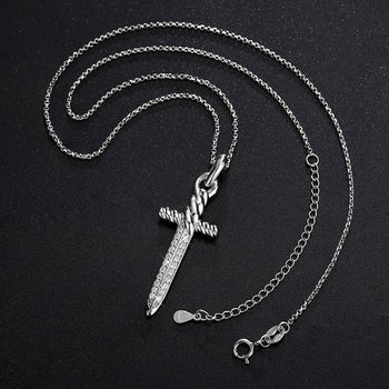 Pendentif croix en moissanite et diamants, en argent sterling