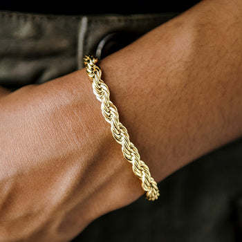 TWISTED LINK CHAIN BRACELET IN STERLING SILVER with MOISSANITE DIAMOND on LOCK