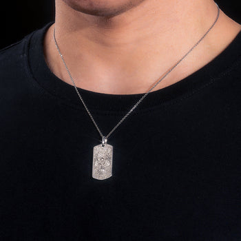 Pendentif grenade ailée en moissanite et diamants, en argent sterling