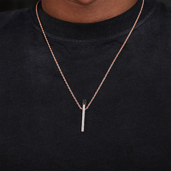 Pendentif flamme en moissanite et argent sterling