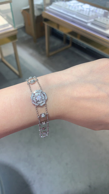 Bracelet en argent sterling orné de fleurs en moissanite