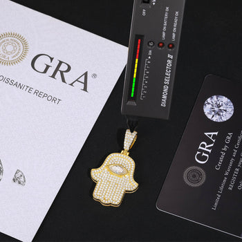 MOISSANIT-HAMSA-HAND-ANHÄNGER AUS STERLINGSILBER {STIL 2}