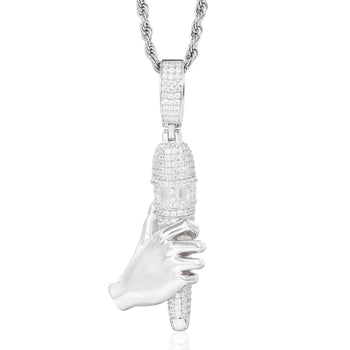 PENDENTIF CRÂNE-CROIX EN MOISANITE ET DIAMANTS 