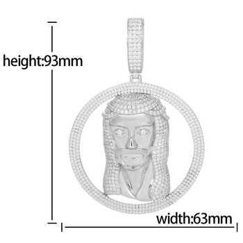 Pendentif rond en argent sterling serti de moissanite représentant le visage de Jésus