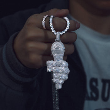 Pendentif chanteur en moissanite et microphone, en argent sterling