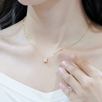 BOUCLES D'OREILLES CRÉOLES À NŒUD CELTIQUE EN ARGENT MASSIF