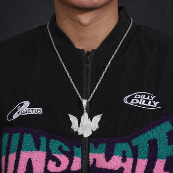 COLLIER PENDENTIF AILE DE MAIN EN PRIÈRE EN MOISSANITE ET ARGENT MASSIF