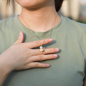 Pendentif en argent sterling avec breloque chiot en moissanite