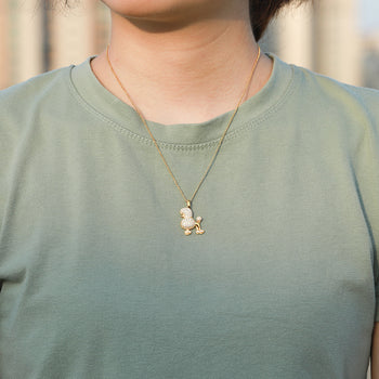 Pendentif en argent sterling avec breloque chiot en moissanite