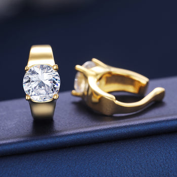 Boucle d'oreille manchette en moissanite taille brillant rond, en argent sterling