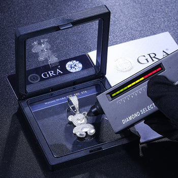 COLLIER PENDENTIF OURS EN OURS ET MISSANITE EN ARGENT MASSIF