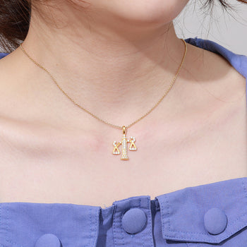 Collier pendentif balance en diamants et moissanite, en argent sterling