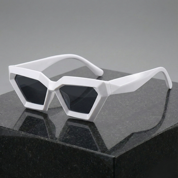 NOCTYRA CAT EYE SUNGLASSES