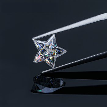 DIAMANT EN LIBRE DE MOISSANITE TAILLÉE EN ÉTOILE PENTAGRAMME