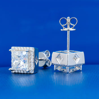 Boucles d'oreilles géométriques en diamant moissanite taille princesse, serties sur de l'argent sterling 
