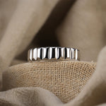 RIBBED TWISTED SIGNET BAND RING IN STERLING SILVER