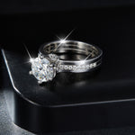 IE0227 2CT ROUND BRILLIANT CUT MOISSANITE RING IN STERLING SILVER