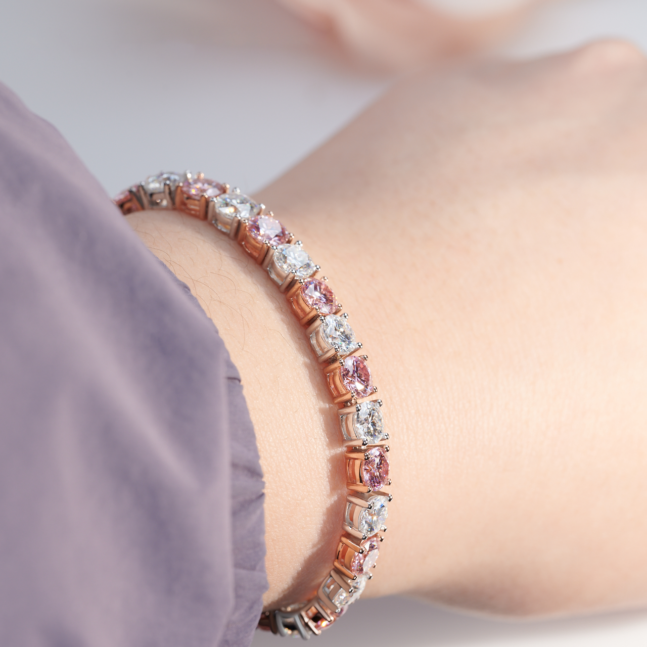 Ohrring mit keltischem Knoten aus Sterlingsilber