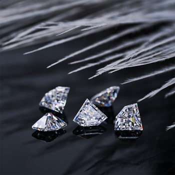 DIAMANT EN LIBRE DE MOISSANITE COUPE SHIELD