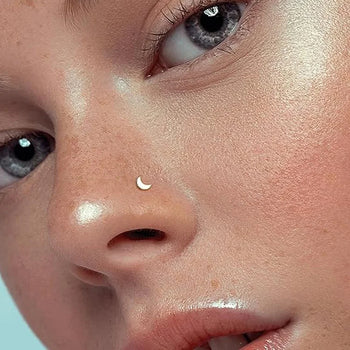 STAR NUGGET L BEND NOSE RING IN SOLID GOLD