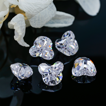 DIAMANT EN MOISSANITE COUPE OURS EN PELUCHE