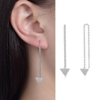 Boucles d'oreilles pendantes en moissanite de forme triangulaire en argent sterling