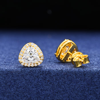 Boucles d'oreilles clous en moissanite taille trillion en argent sterling