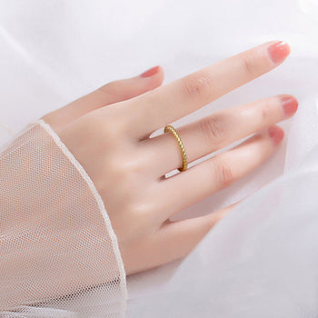 Bague empilable torsadée en argent sterling