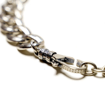 Feather Curb Chain Bracelet in Sterling Silver - IVORY & EBONY