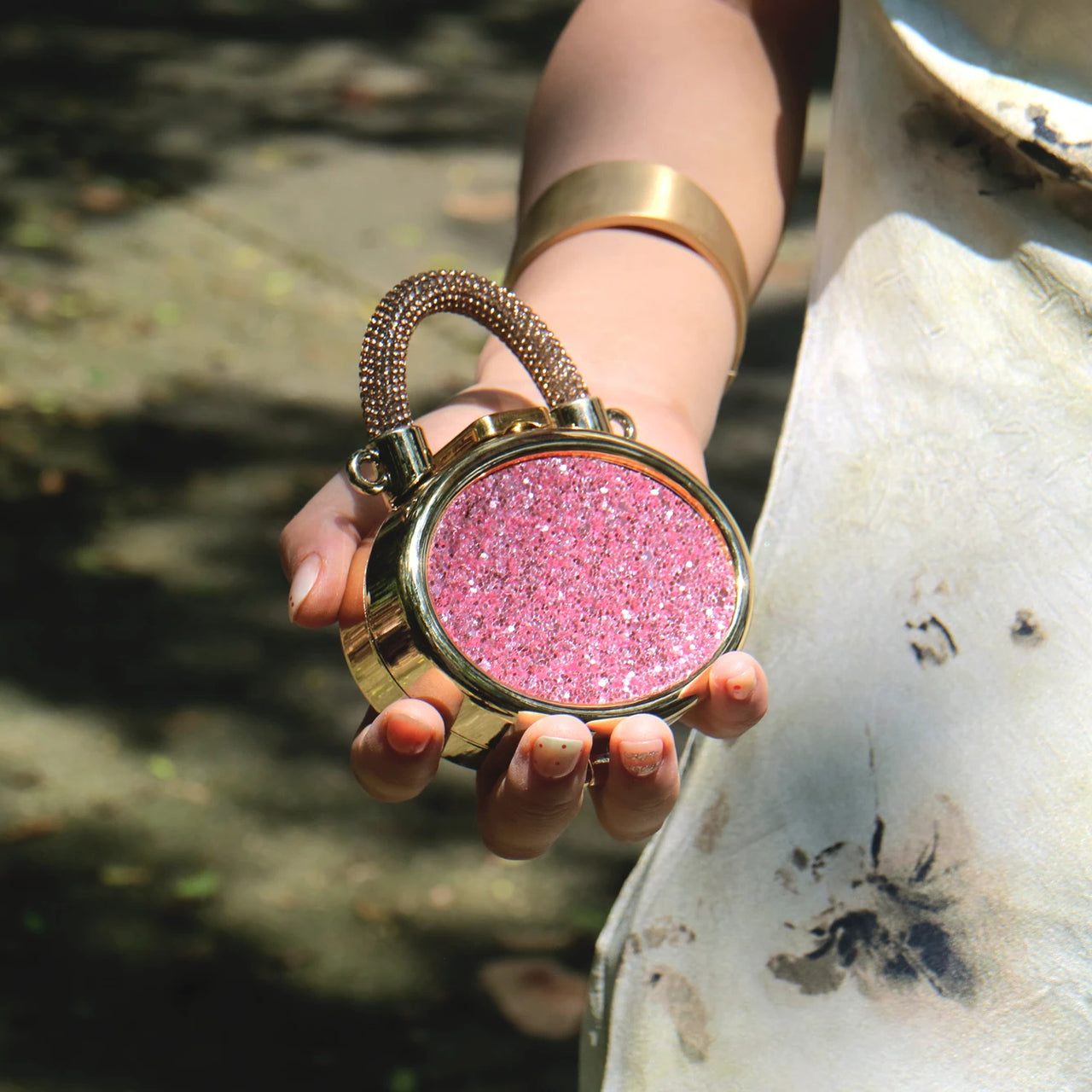 VELENA ROUND COIN BAG