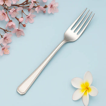 VINTAGE CLASSIC DINING FORK IN STERLING SILVER