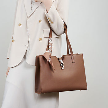 Pendentif Arbre Magique des Fêtes en Moissanite et Argent Sterling