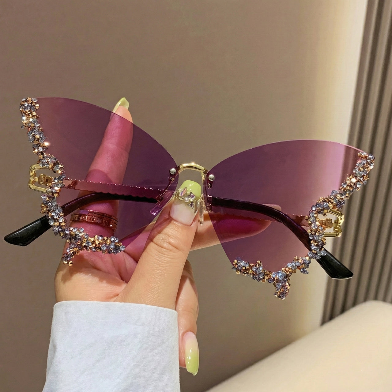 ZAPHIRA CRYSTAL SUNGLASSES