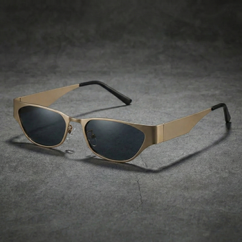 LUNETTES DE SOLEIL MOISSANITE À CROIX GLACÉE